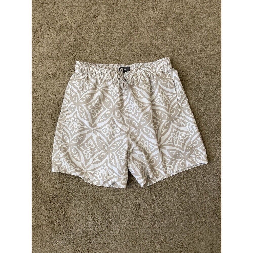 H&M Beige and White Geometric Print Coastal Style Swim Shorts Men’s Size M
